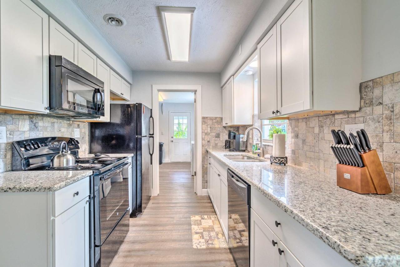Contemporary Beverly Hills Gem With Sun Room! Exteriör bild